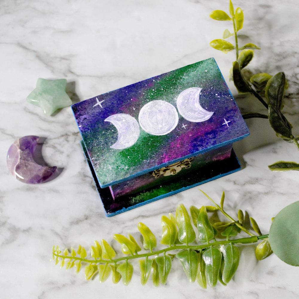 Echos of Moons Trinket Box